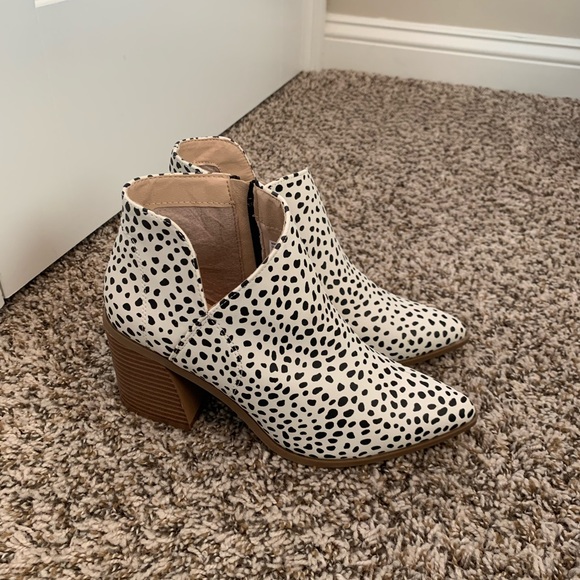 Booties - Picture 2 of 5